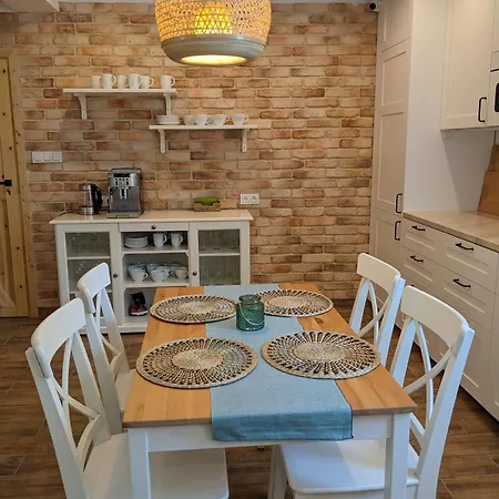 Modrzewiowe Zacisze 아파트 Chocieszow